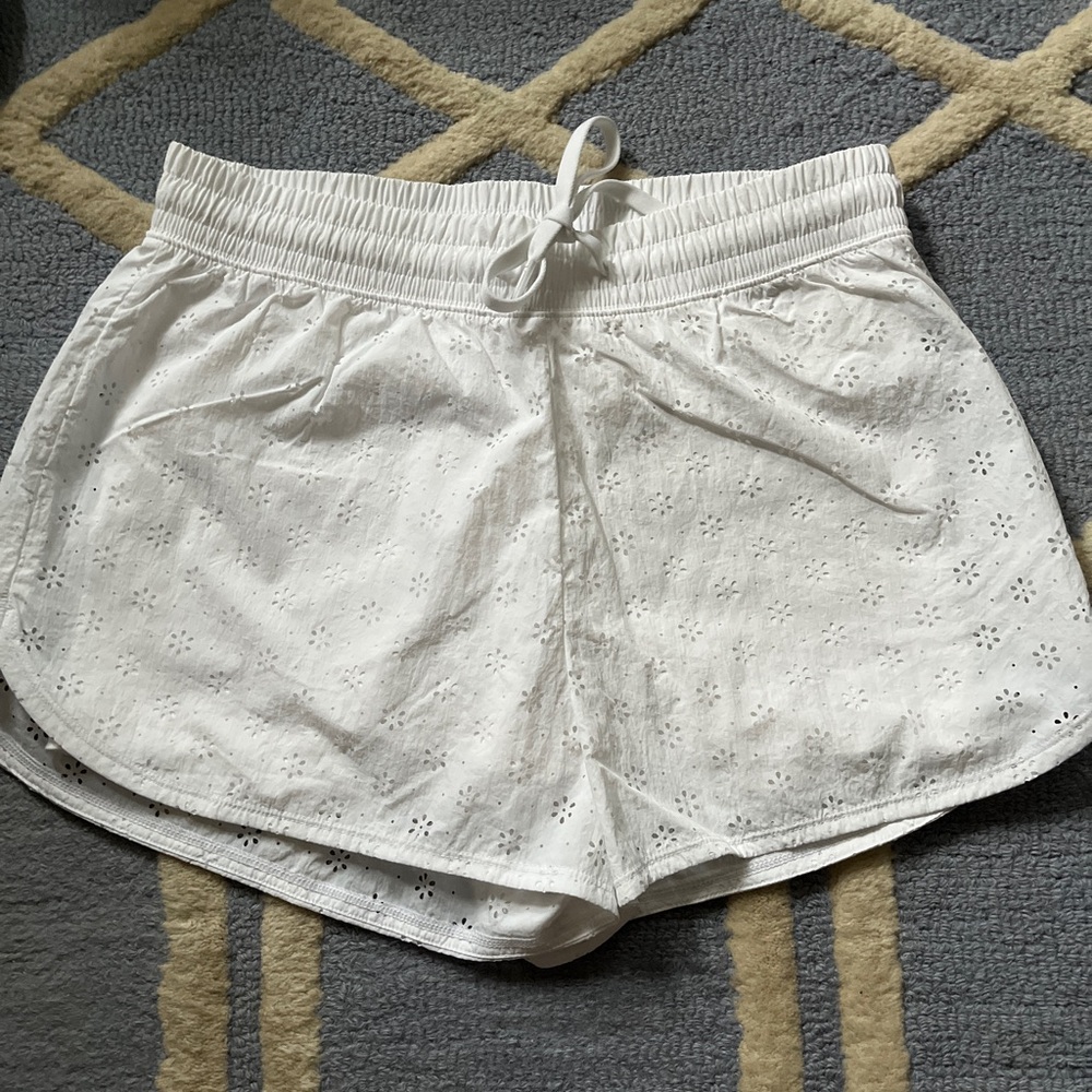 Gilly Hicks Women’s White Eyelet Drawstring Shorts